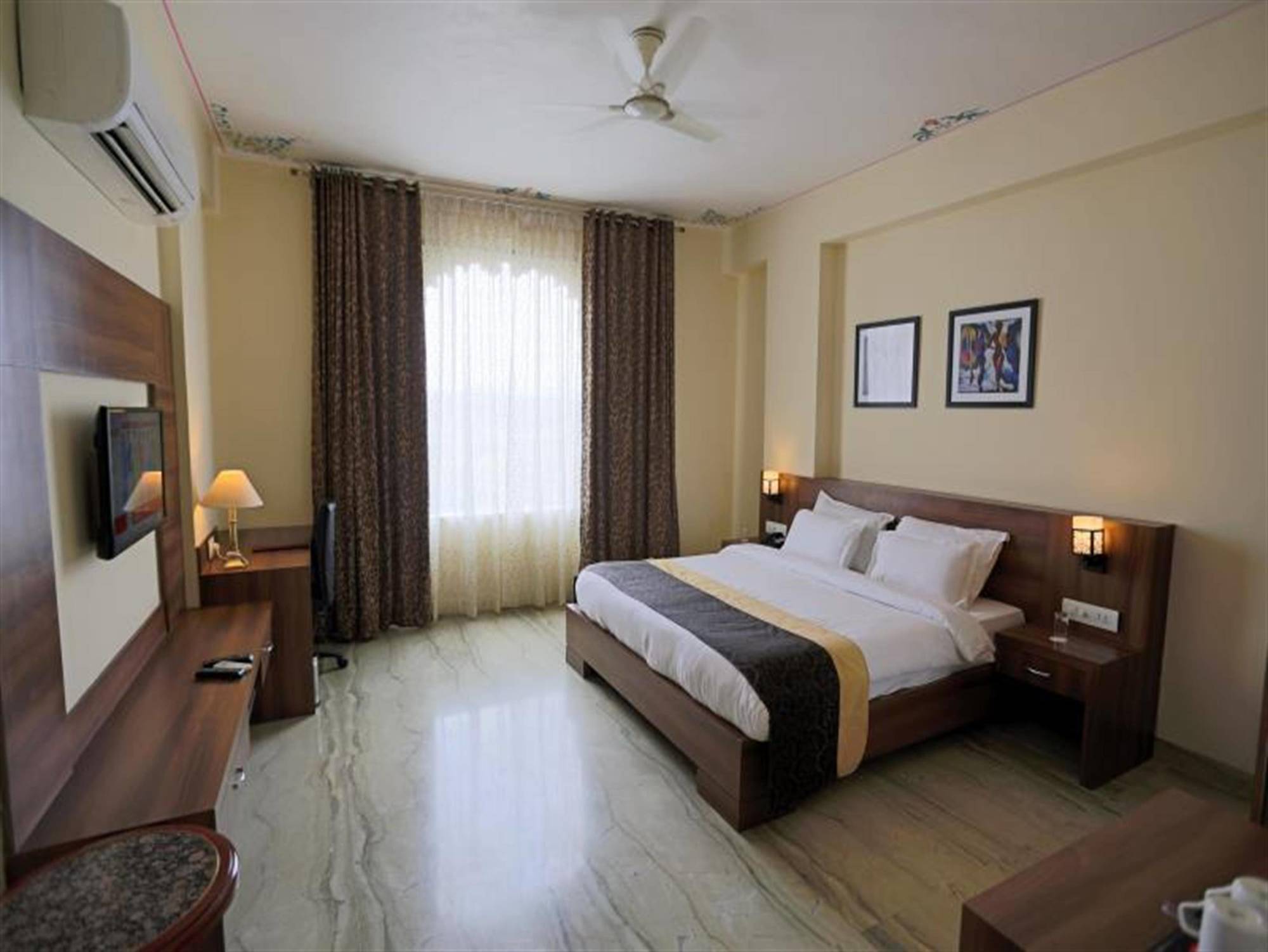 Mewargarh Udaipur By Red Lion S Hotel Exterior photo